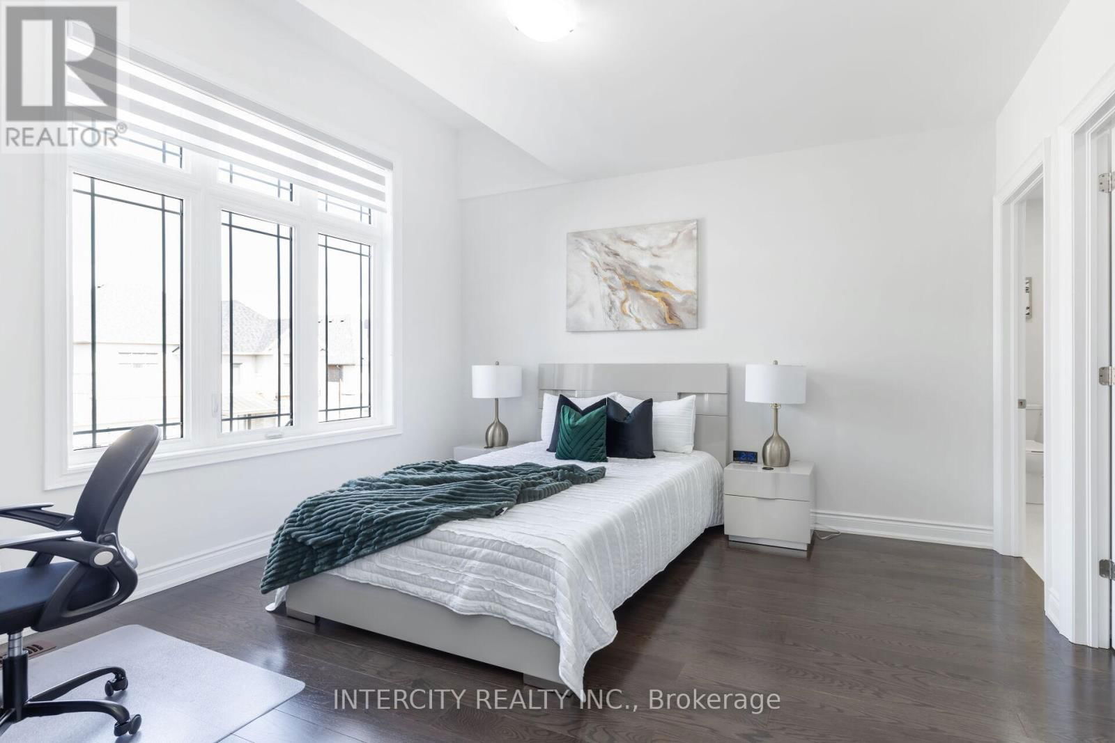68 RASPBERRY RIDGE AVENUE Image 30