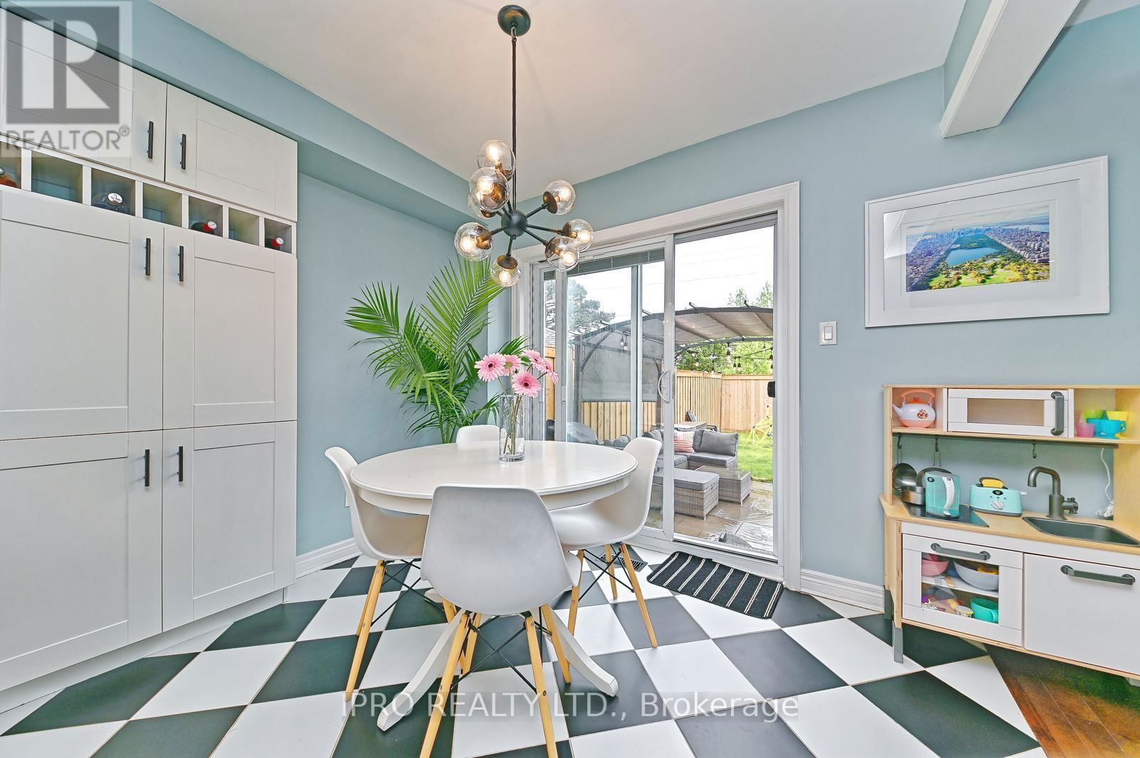 23 MCCLURE COURT Image 14