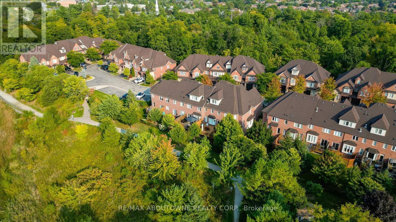 21 - 300 RAVINEVIEW WAY Image 34