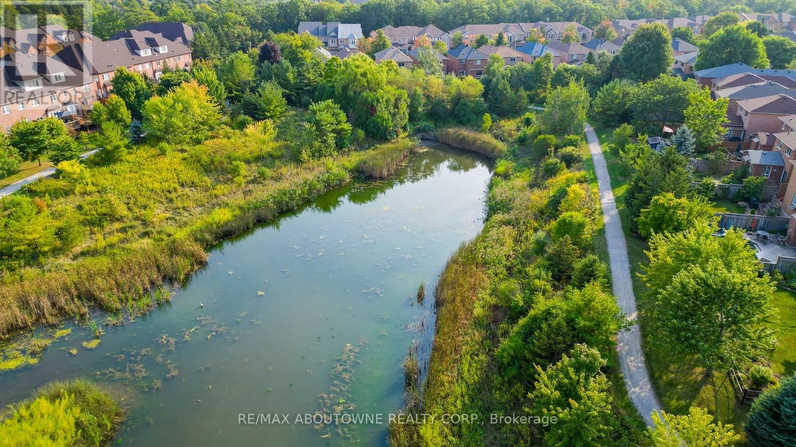 21 - 300 RAVINEVIEW WAY Image 35