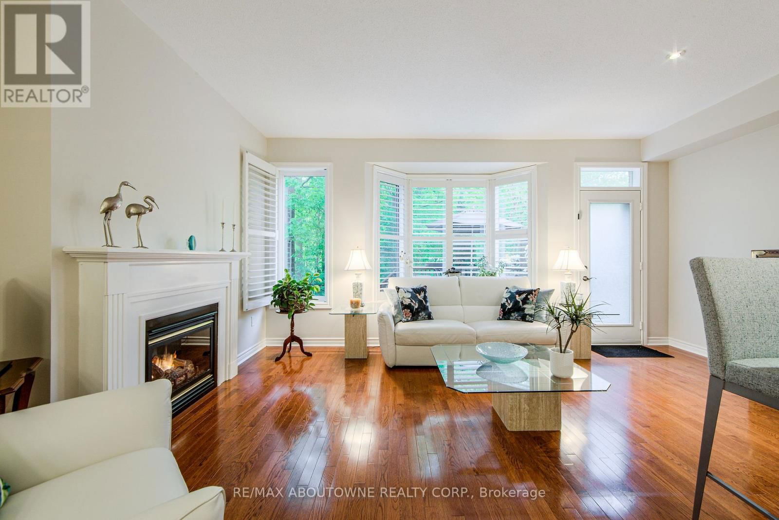 21 - 300 RAVINEVIEW WAY Image 7