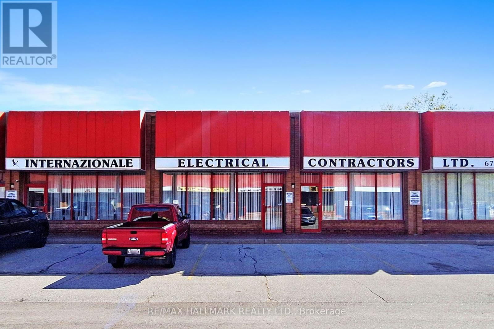 22 STEINWAY BOULEVARD Image 1
