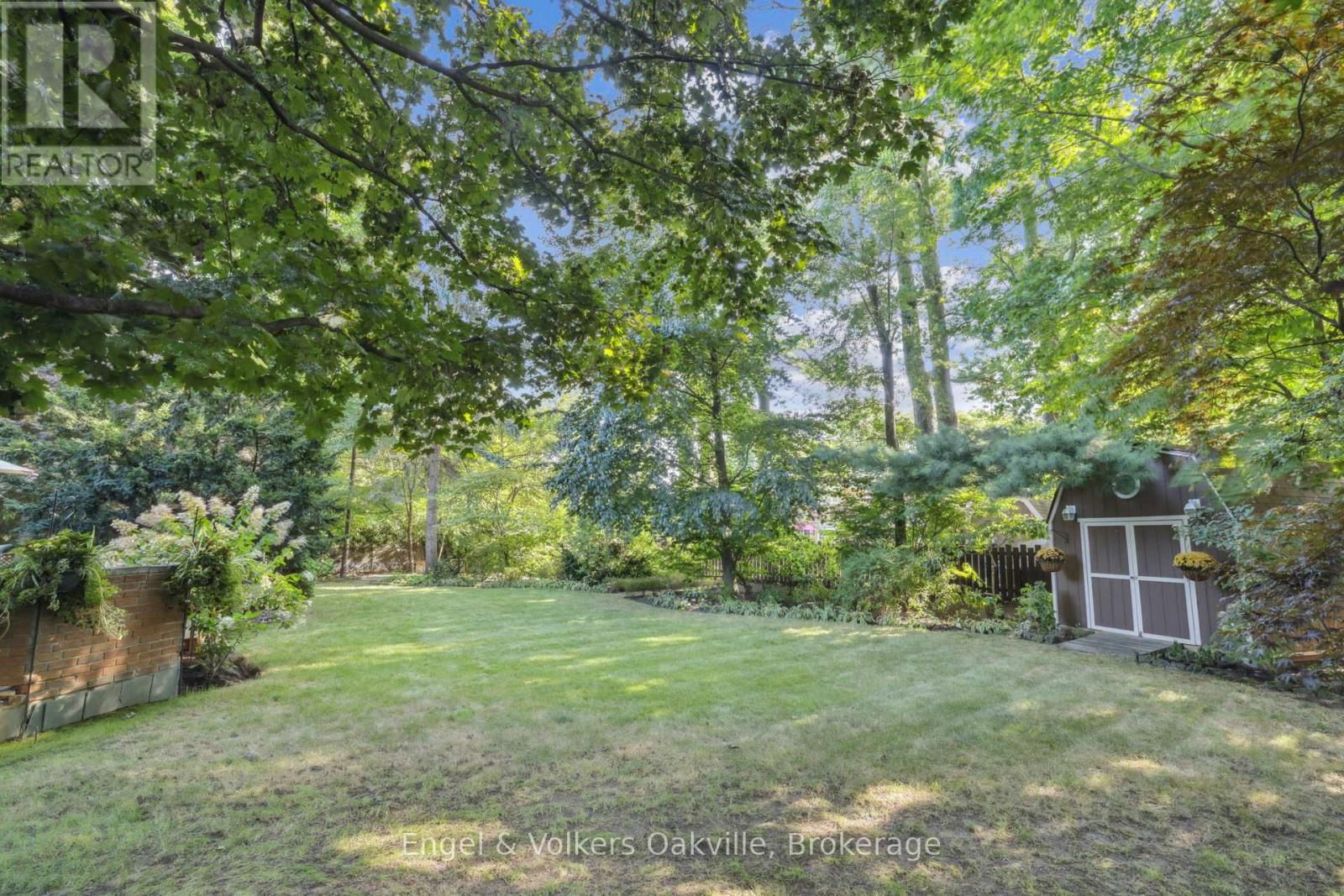 250 GATESTONE AVENUE Image 42