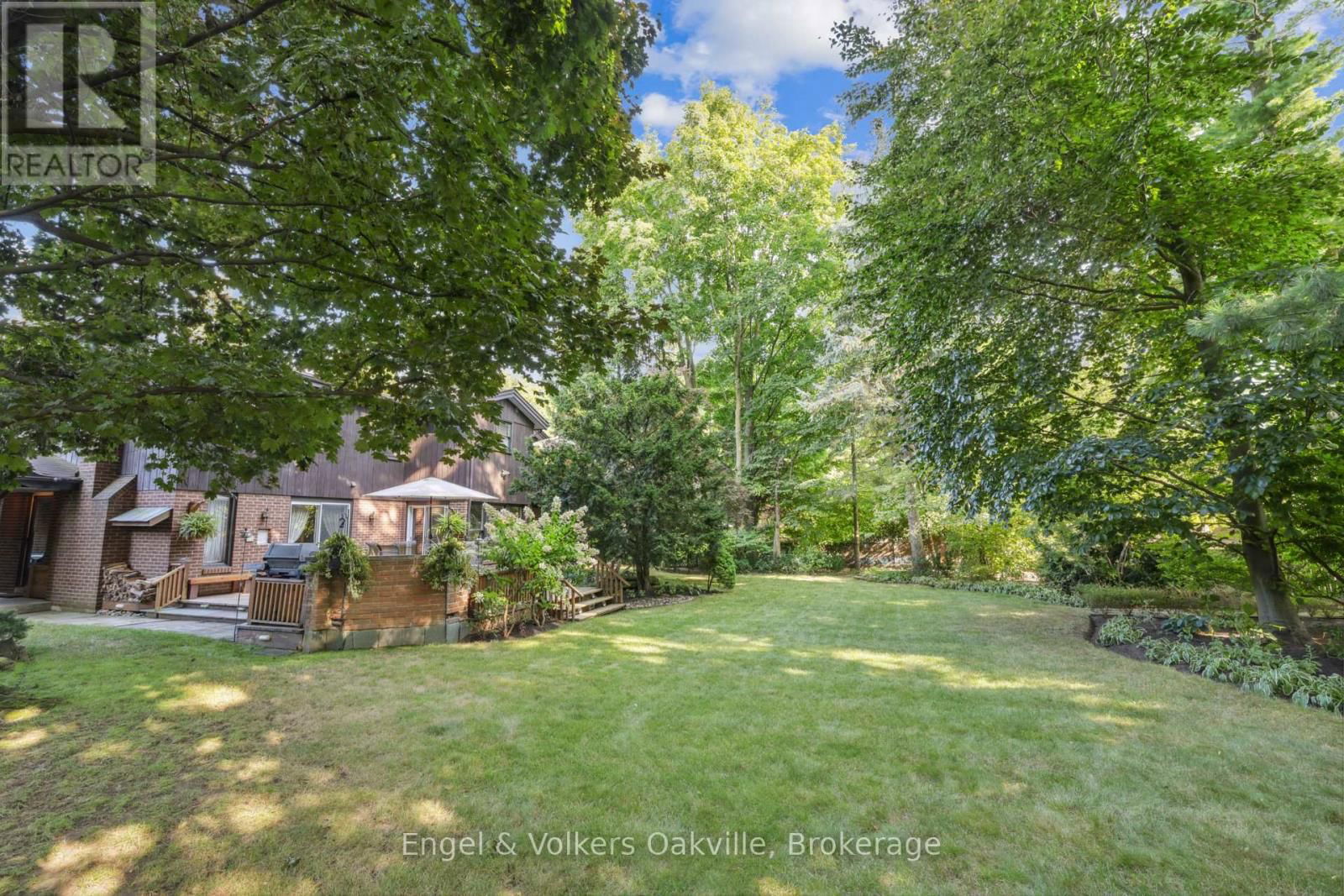 250 GATESTONE AVENUE Image 48