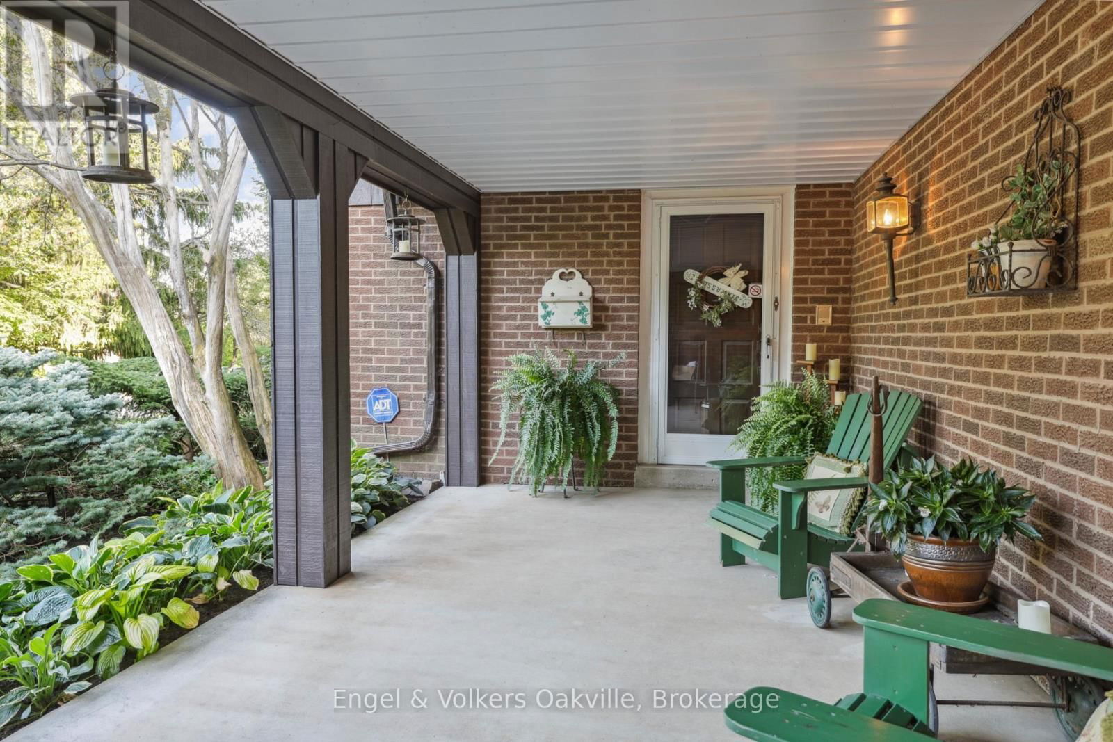 250 GATESTONE AVENUE Image 6
