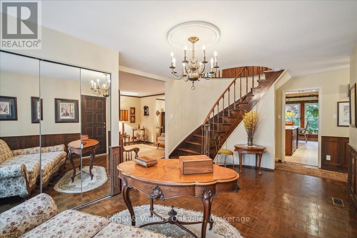 250 GATESTONE AVENUE Image 8