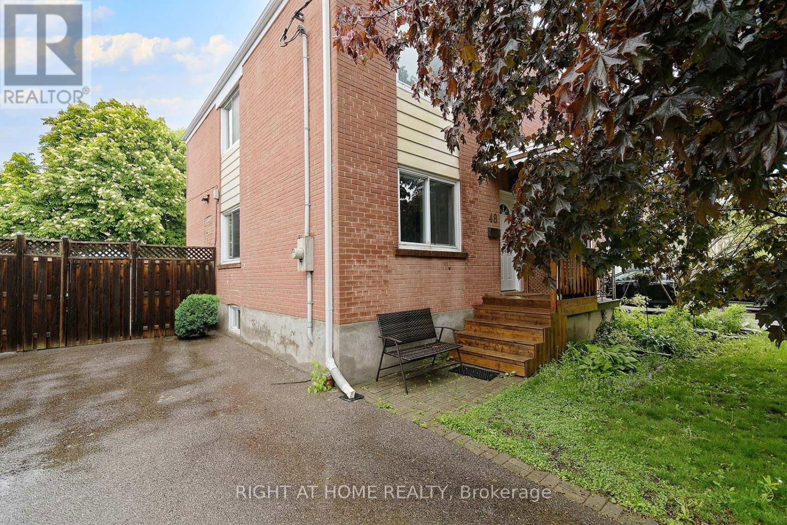 48 VAN STASSEN BOULEVARD Image 4