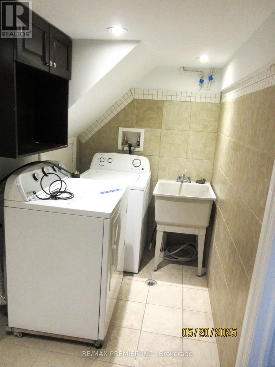100 SNOWOOD COURT Image 16
