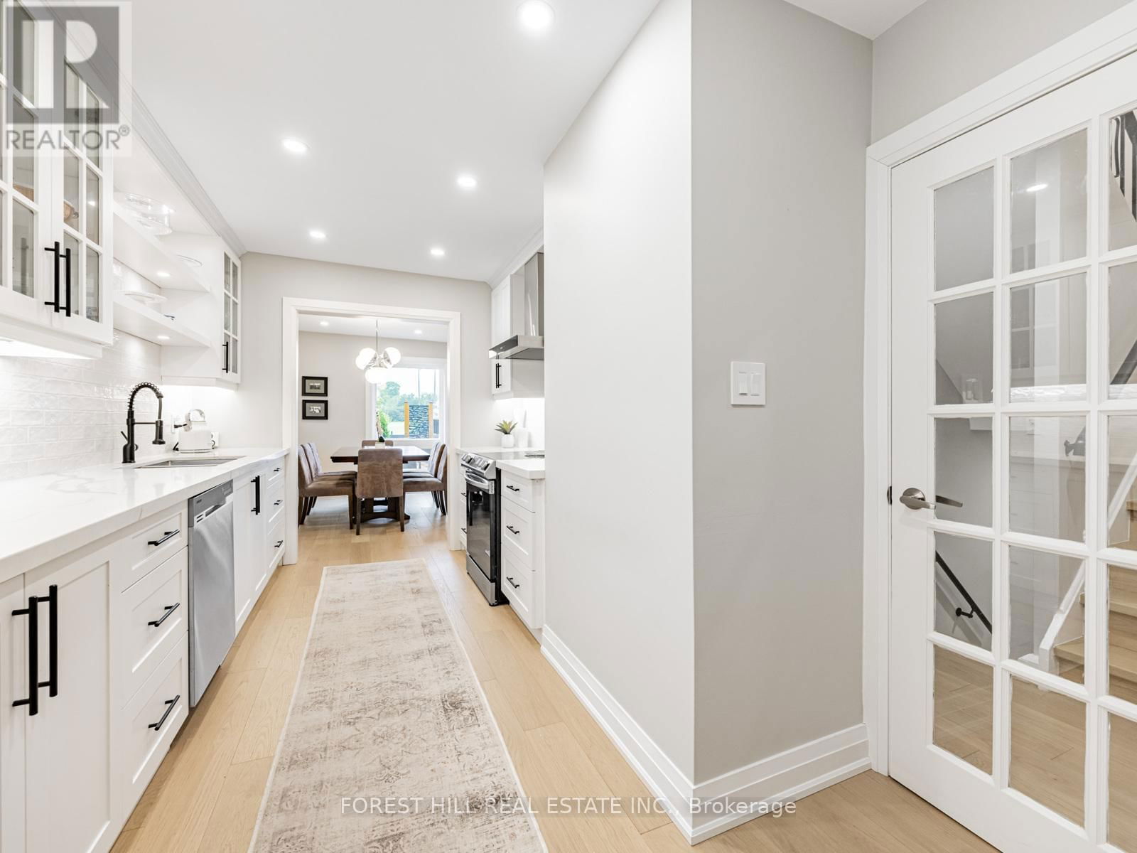 30 - 51 BROADFIELD DRIVE Image 8
