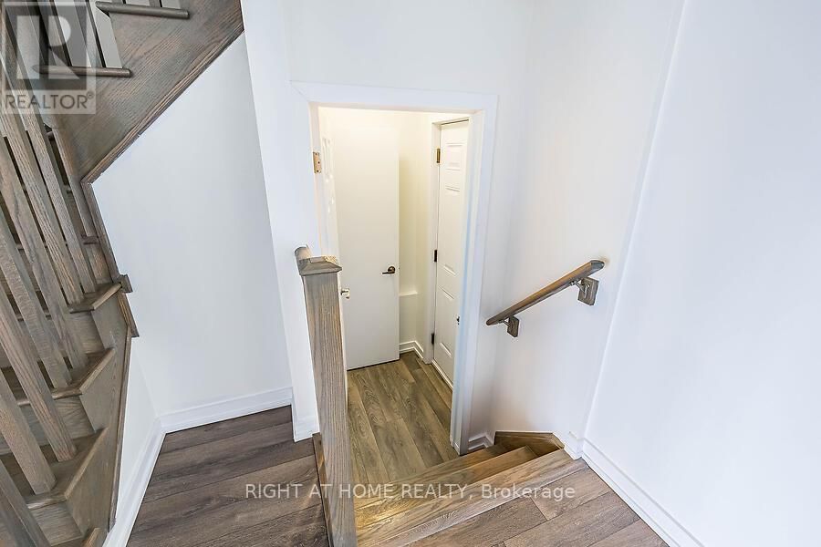 12 EDSEL ROAD Image 16