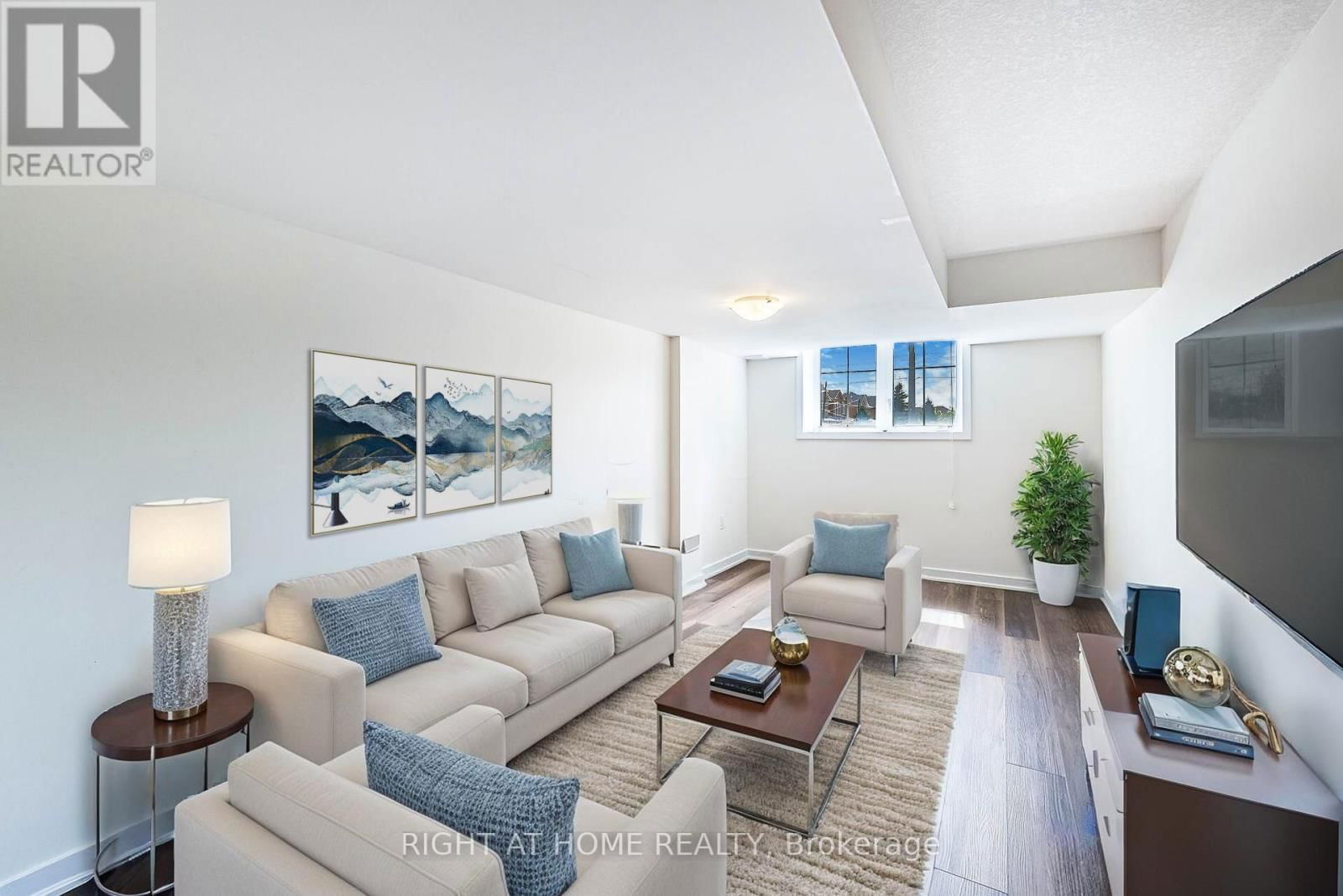 12 EDSEL ROAD Image 17