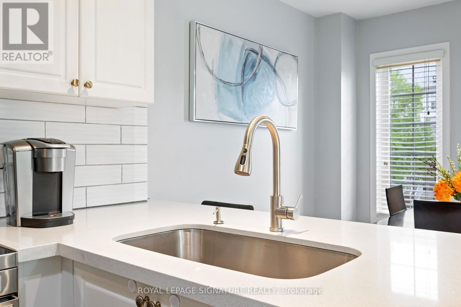 39 - 271 RICHVALE DRIVE SOUTH Image 16