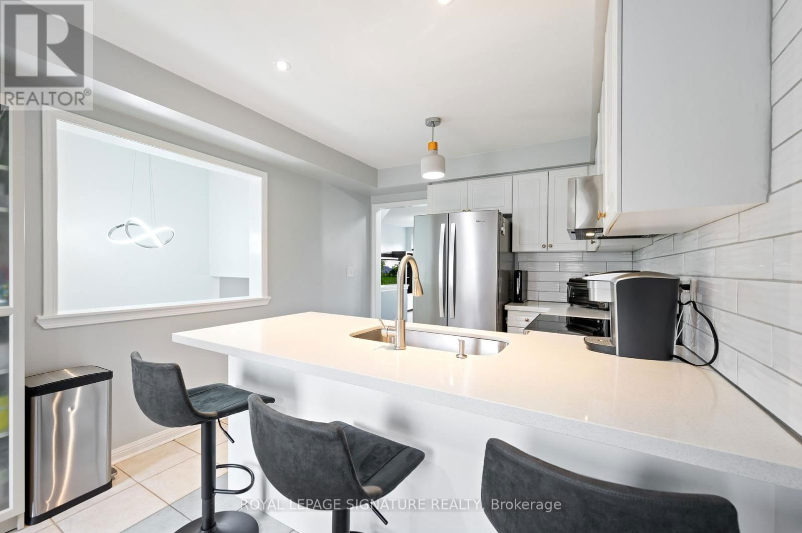 39 - 271 RICHVALE DRIVE SOUTH Image 18