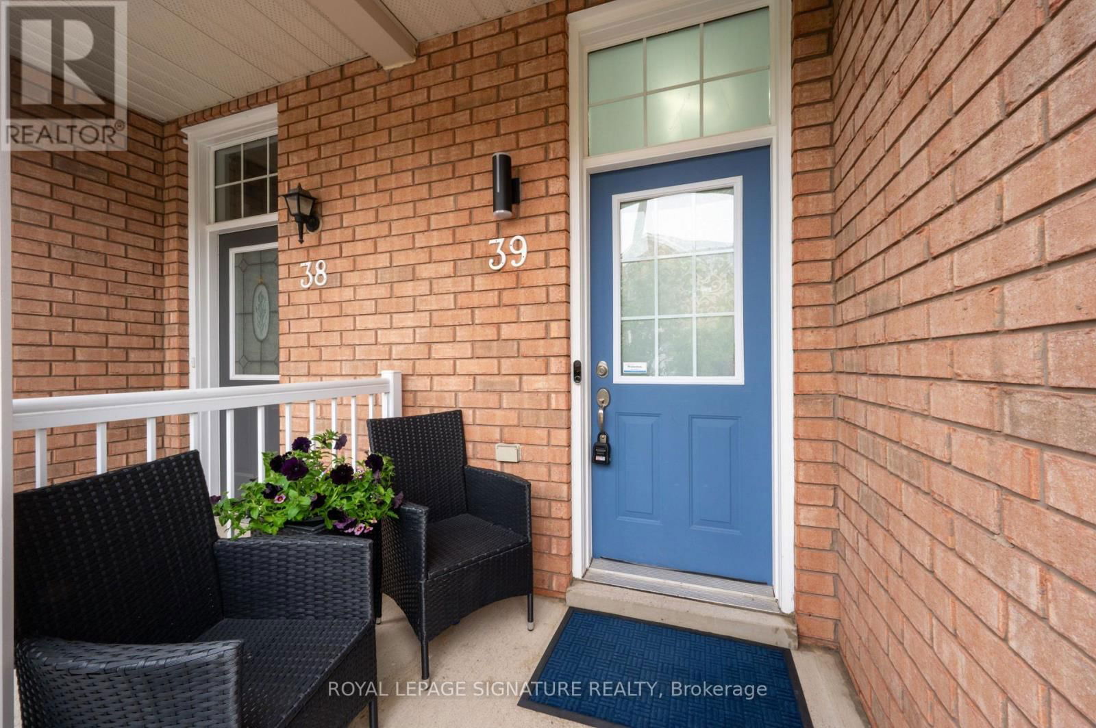 39 - 271 RICHVALE DRIVE SOUTH Image 4