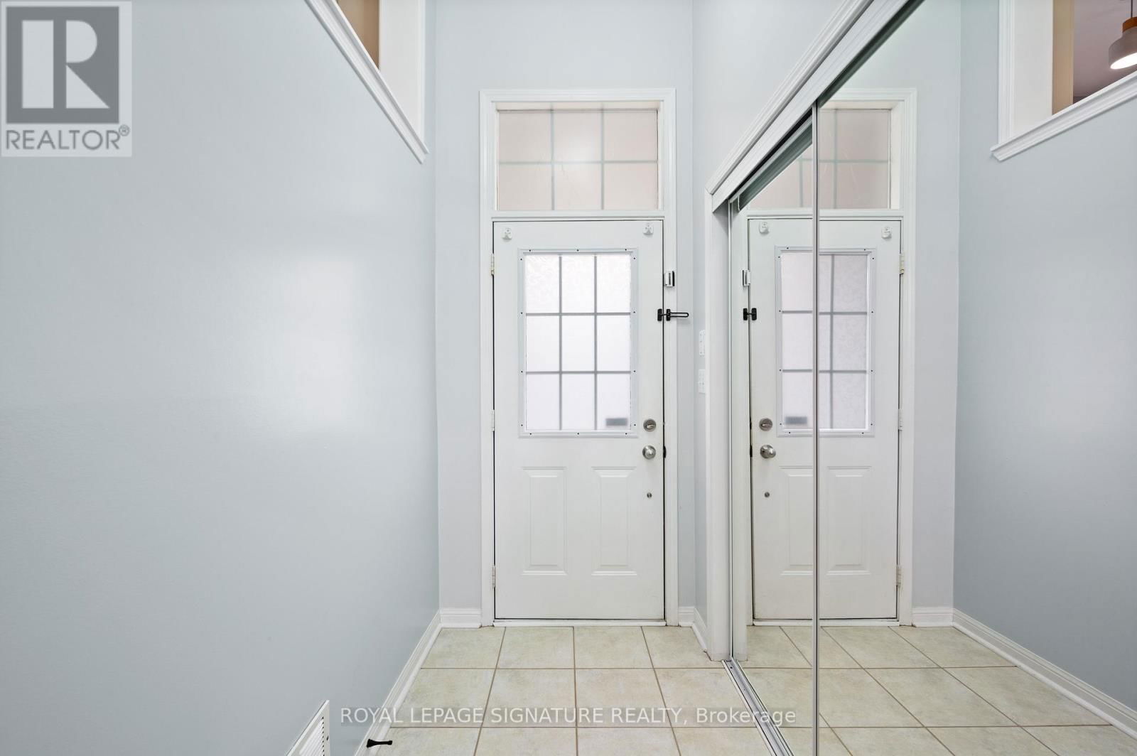 39 - 271 RICHVALE DRIVE SOUTH Image 5