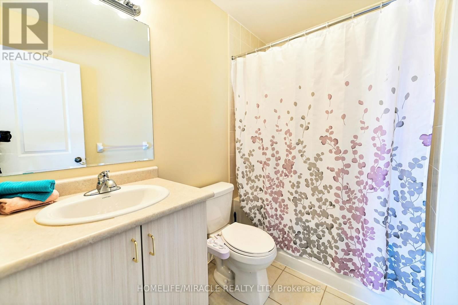 3 - 27 PENNYCROSS CRESCENT Image 21