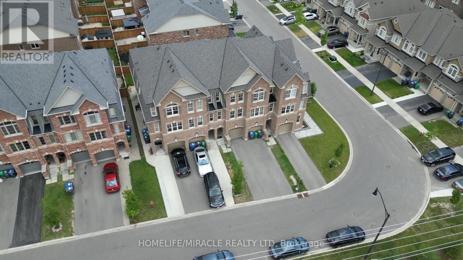 3 - 27 PENNYCROSS CRESCENT Image 33