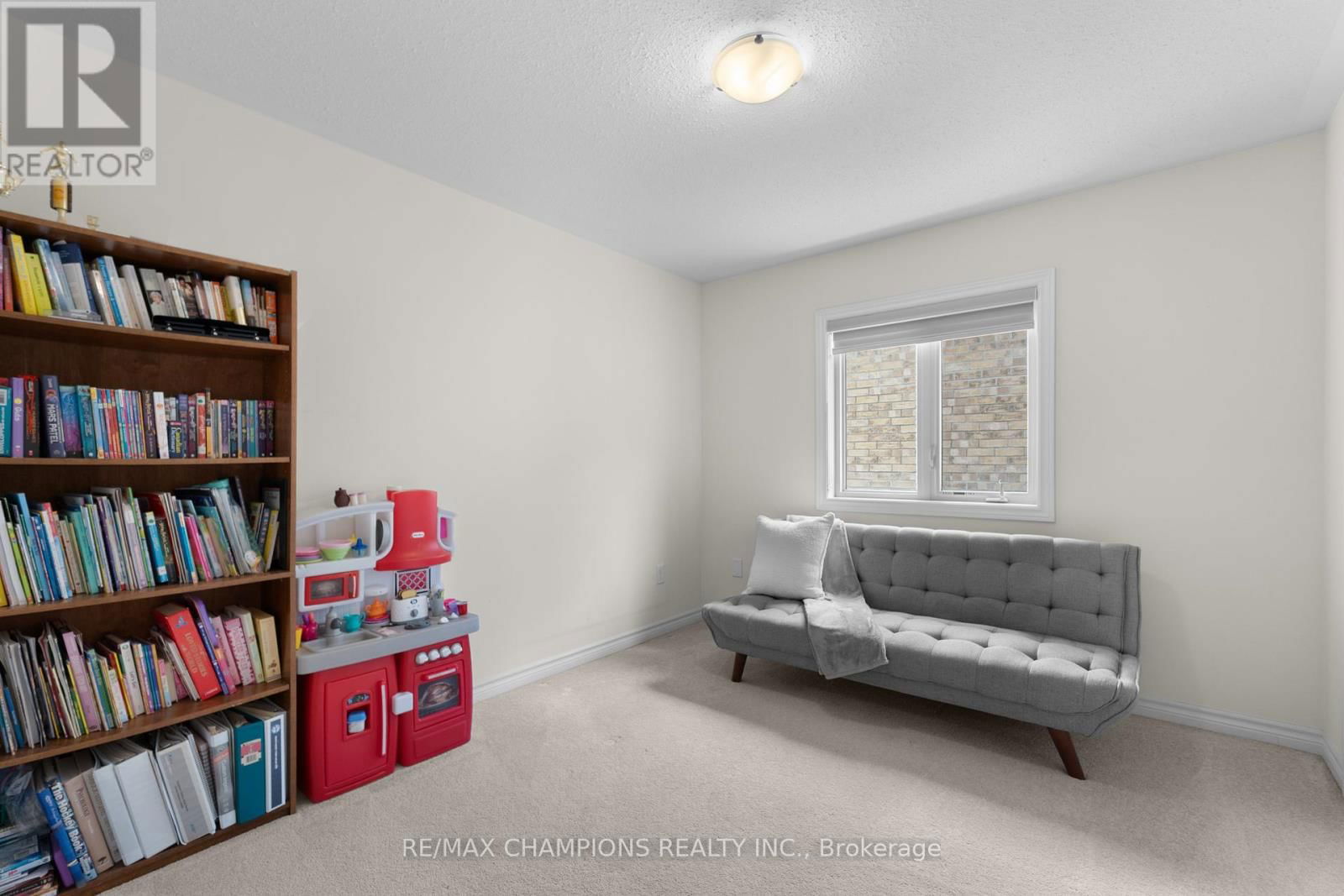 13 VENUE ROAD Image 22