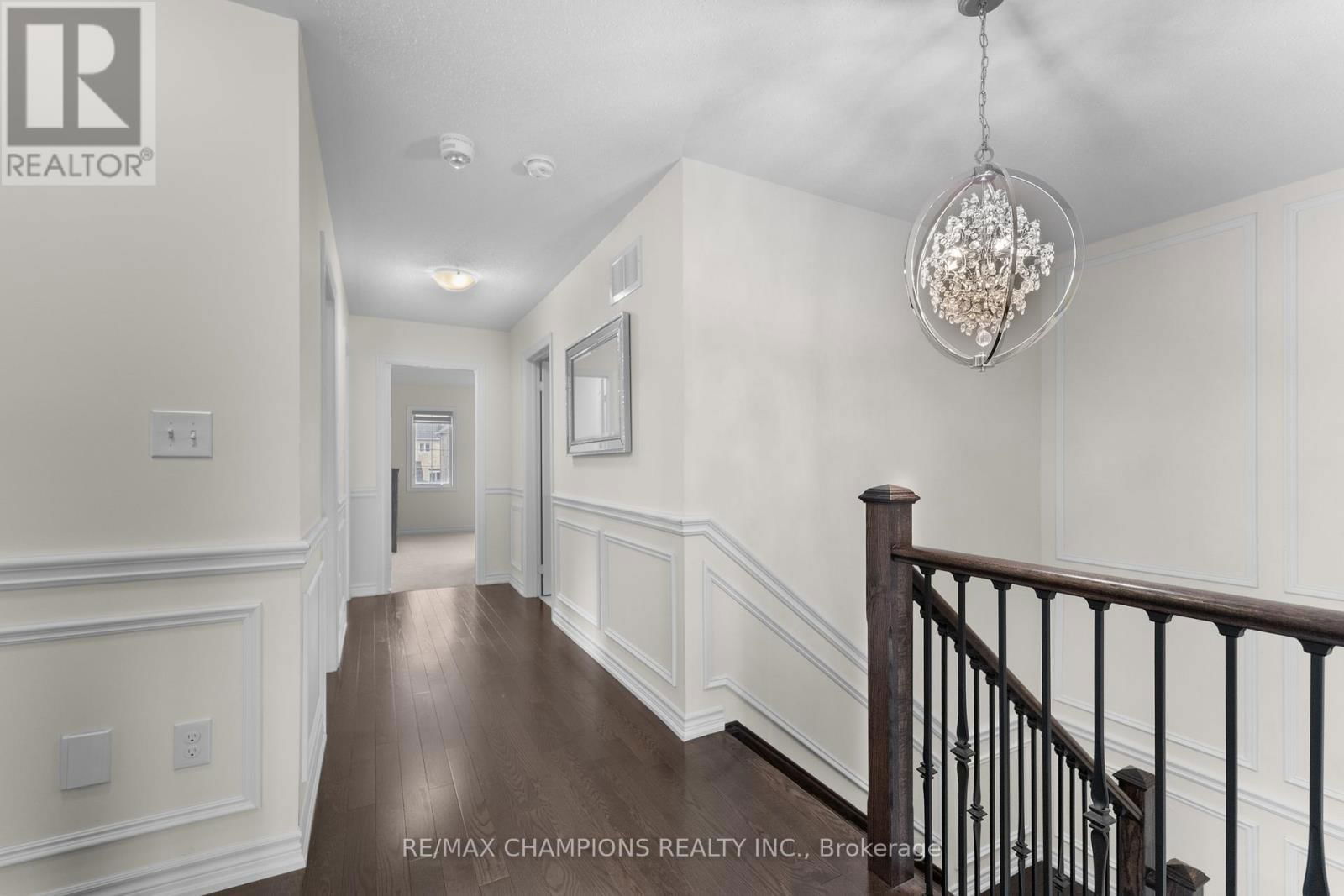 13 VENUE ROAD Image 36