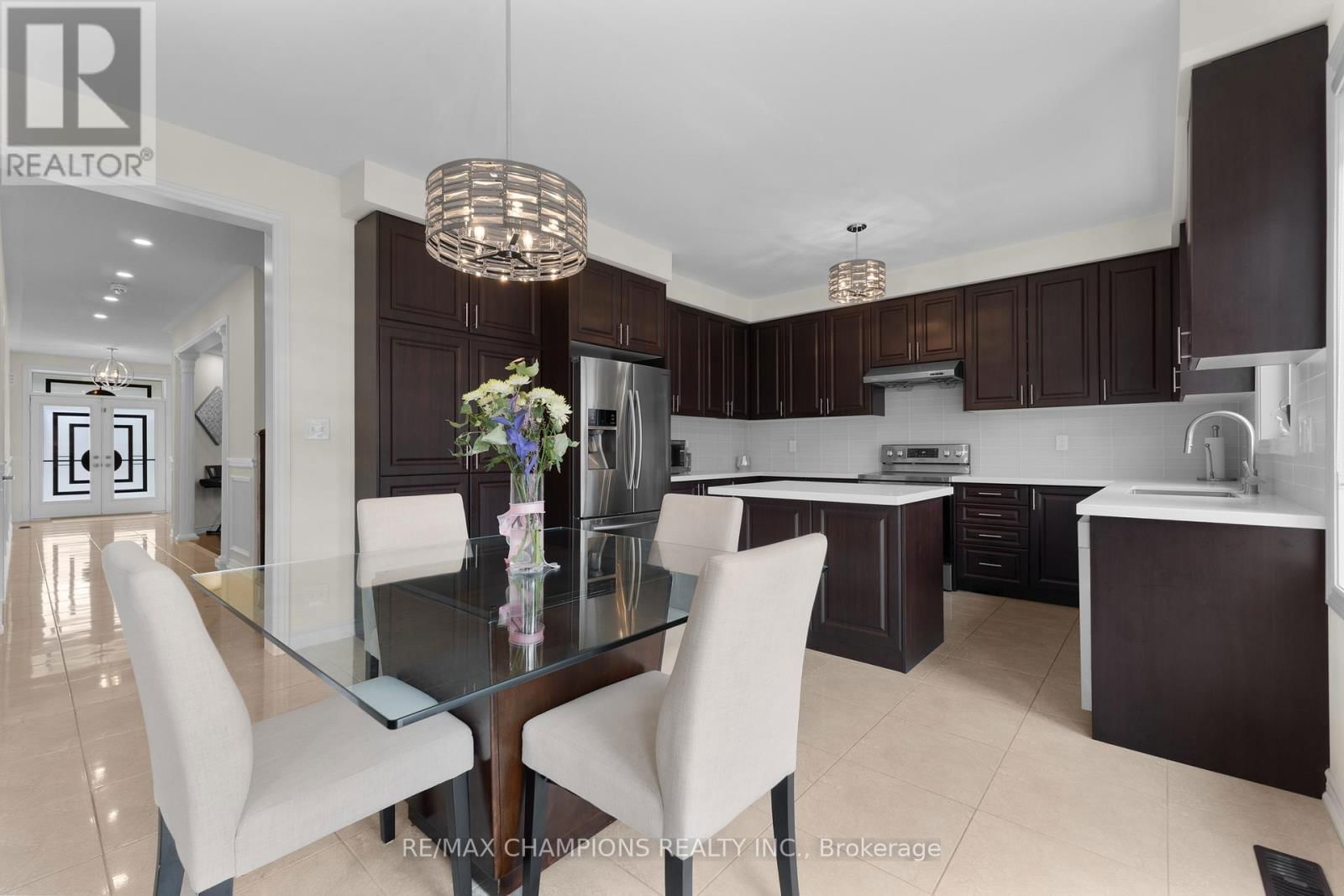 13 VENUE ROAD Image 8