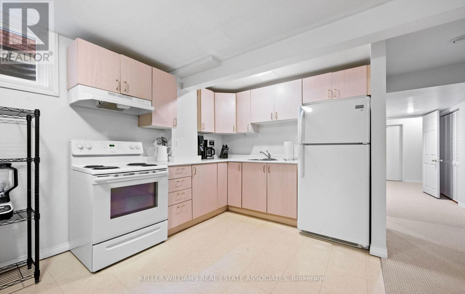 5406 MIDDLEBURY DRIVE Image 37