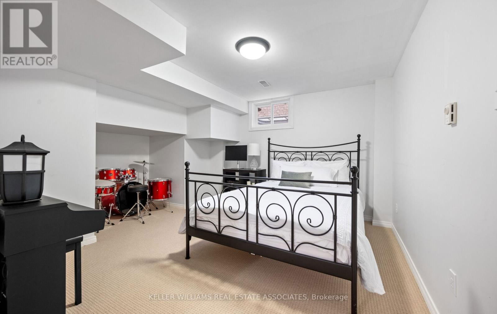 5406 MIDDLEBURY DRIVE Image 39