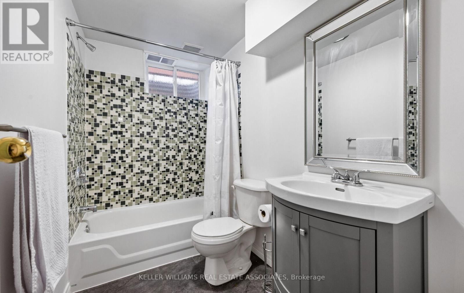 5406 MIDDLEBURY DRIVE Image 40