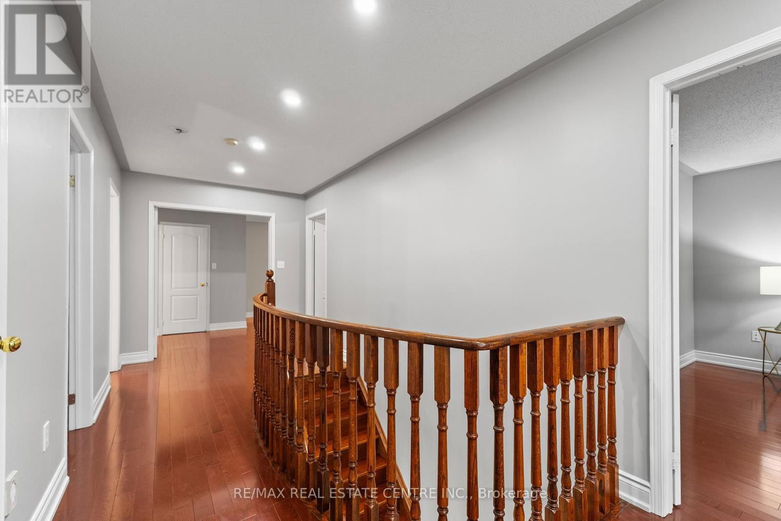 11 BRIARDALE ROAD Image 22