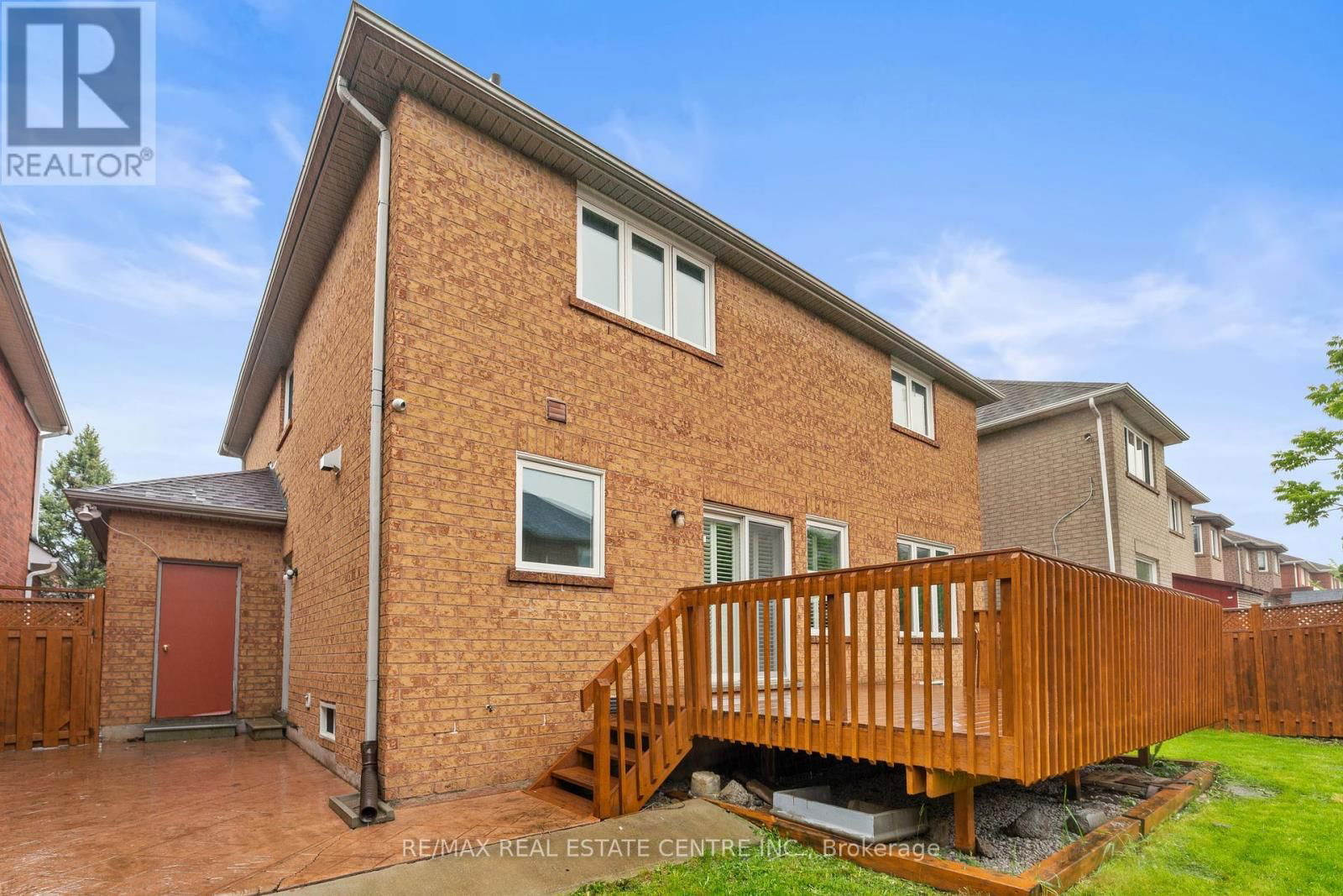 11 BRIARDALE ROAD Image 49