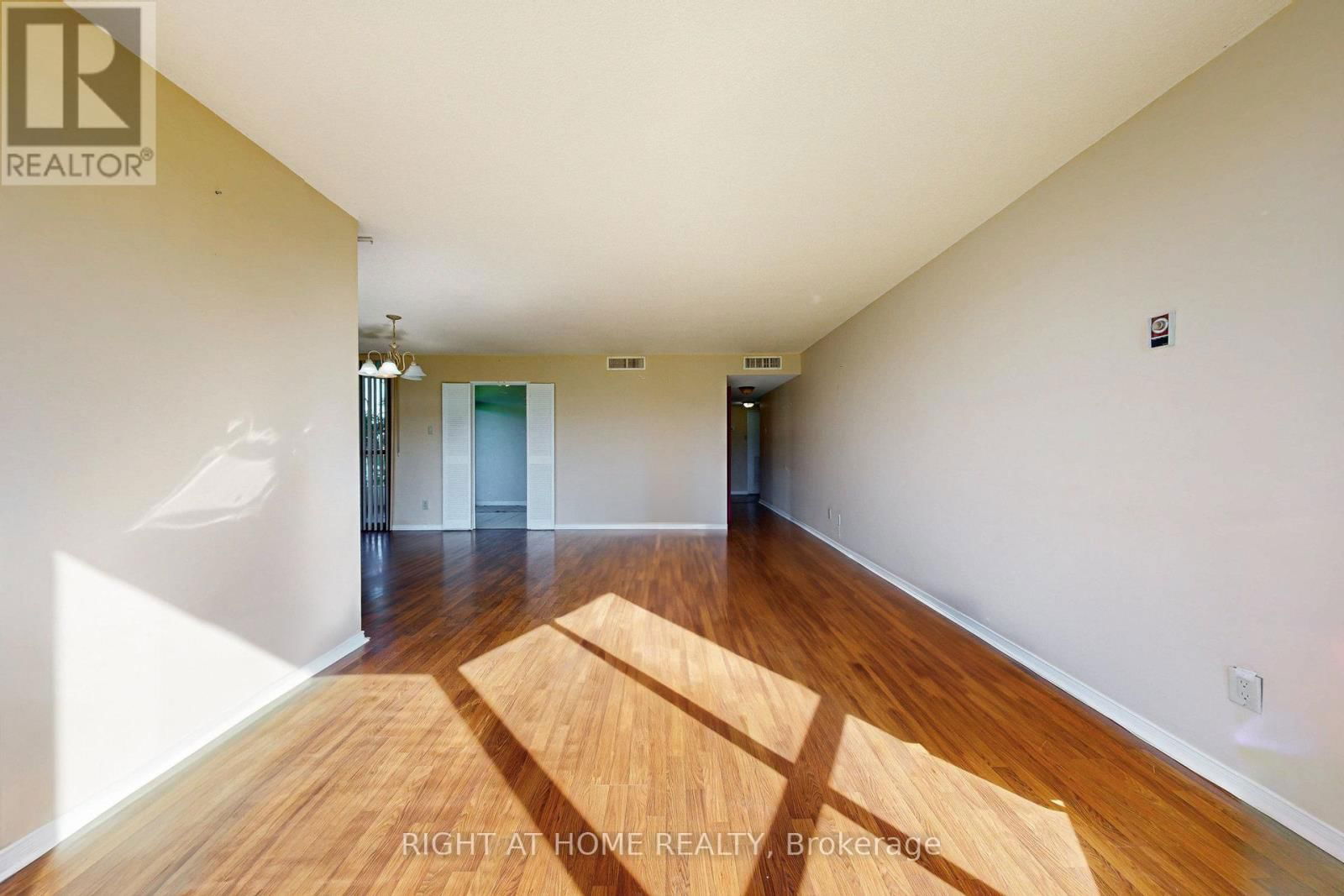 103 - 1333 BLOOR STREET Image 11