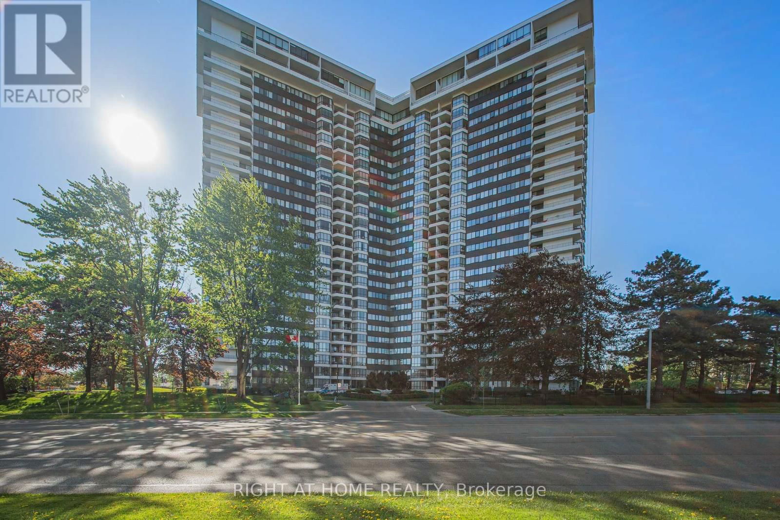 103 - 1333 BLOOR STREET Image 2