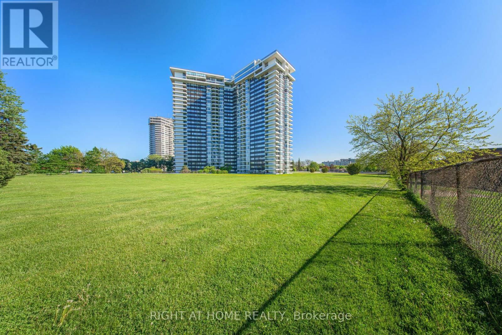 103 - 1333 BLOOR STREET Image 24