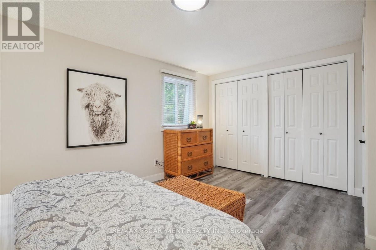113 - 680 REGENCY COURT Image 18