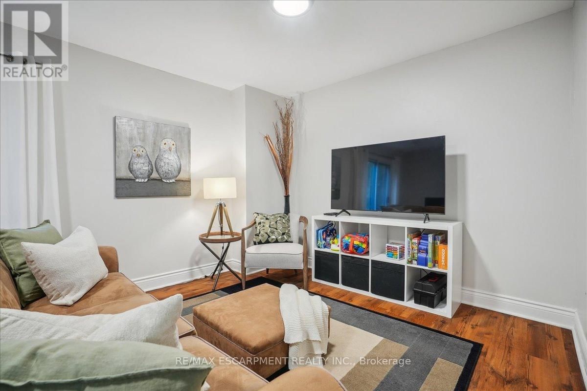 113 - 680 REGENCY COURT Image 28