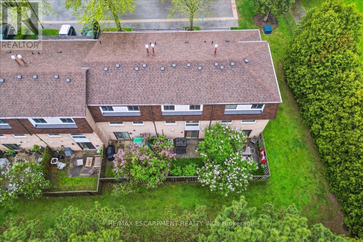 113 - 680 REGENCY COURT Image 38