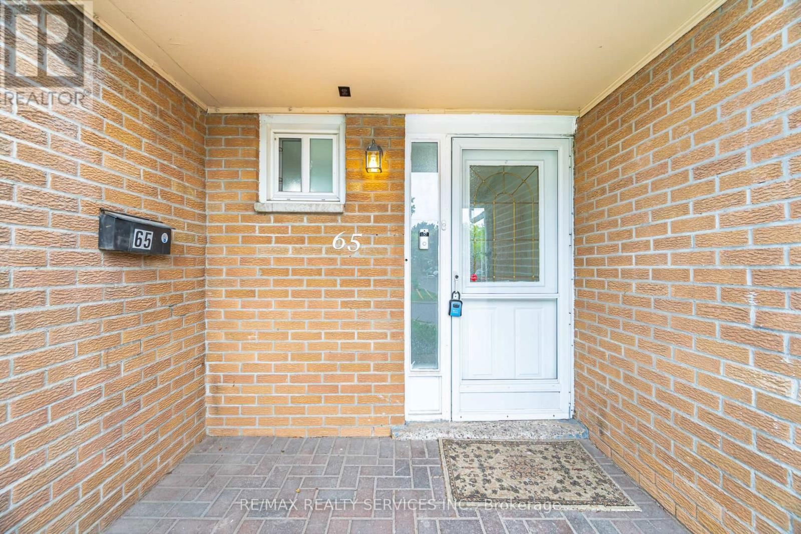 65 - 3525 BRANDON GATE DRIVE Image 3