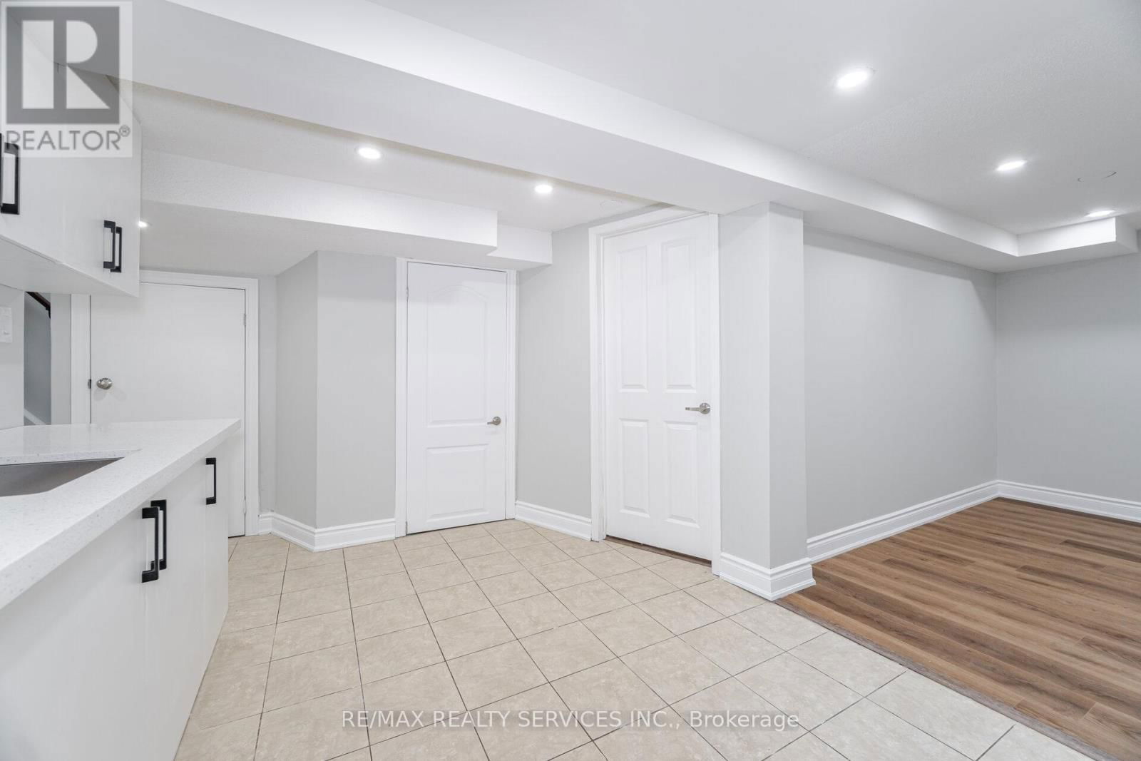 65 - 3525 BRANDON GATE DRIVE Image 35
