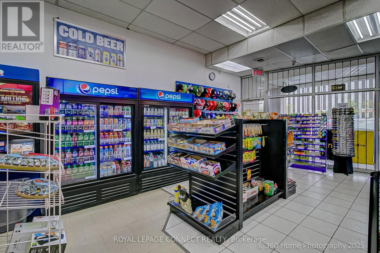 1012 WILSON AVENUE Image 8