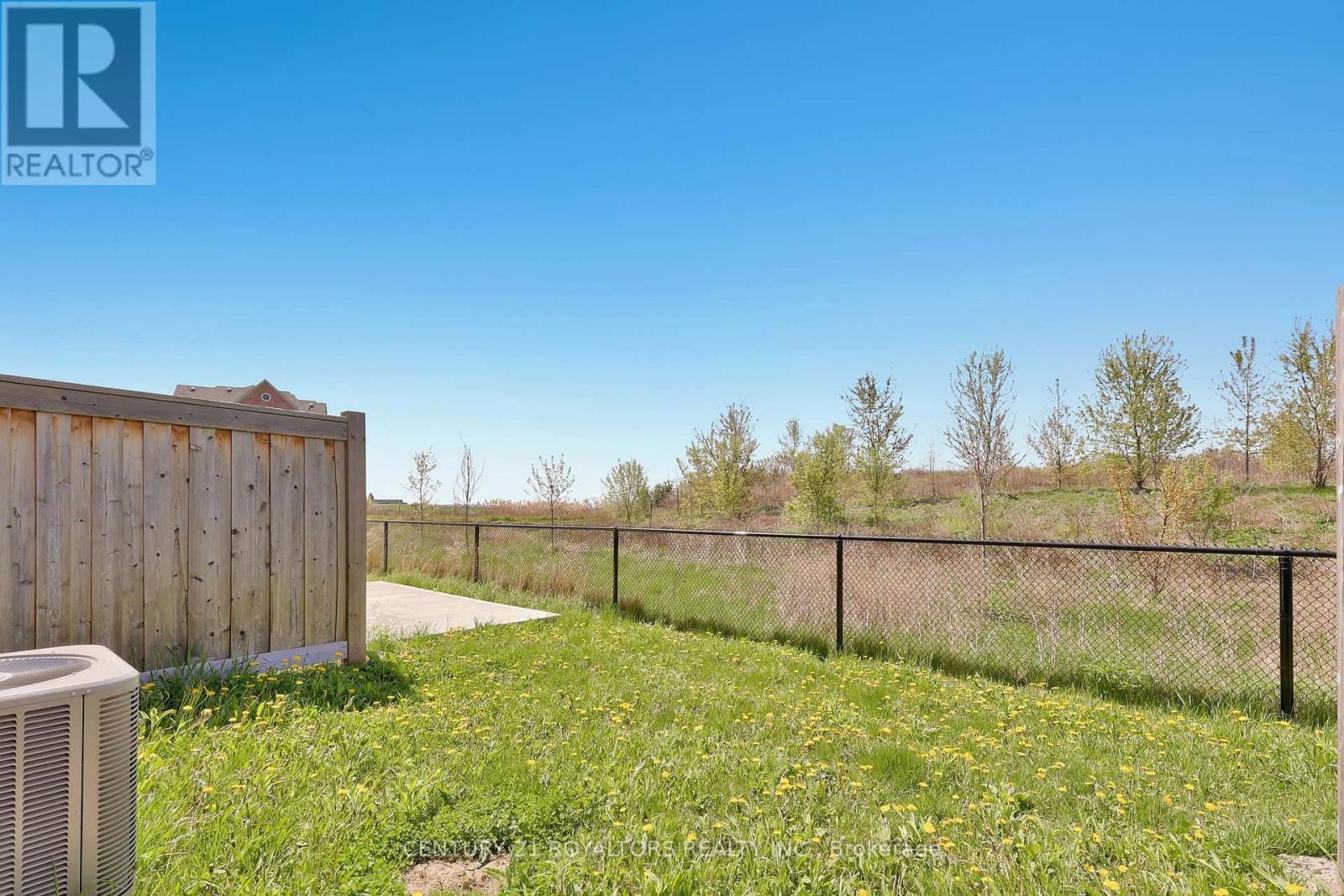 34 MIAMI GROVE Image 44