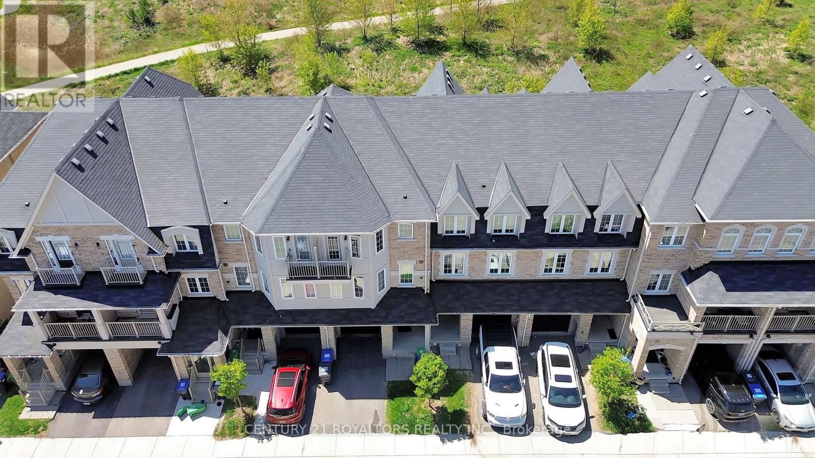 34 MIAMI GROVE Image 47