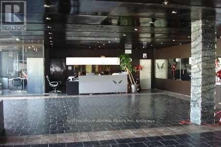 1017 FINCH AVENUE WEST Image 1