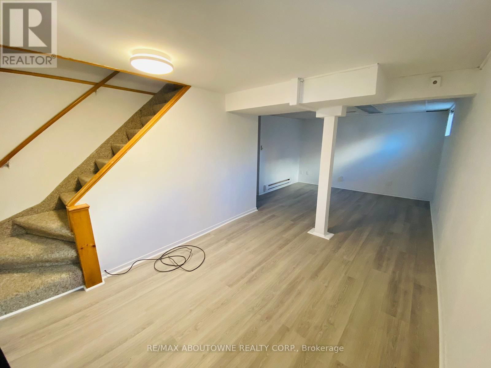 2362 REBECCA STREET Image 15