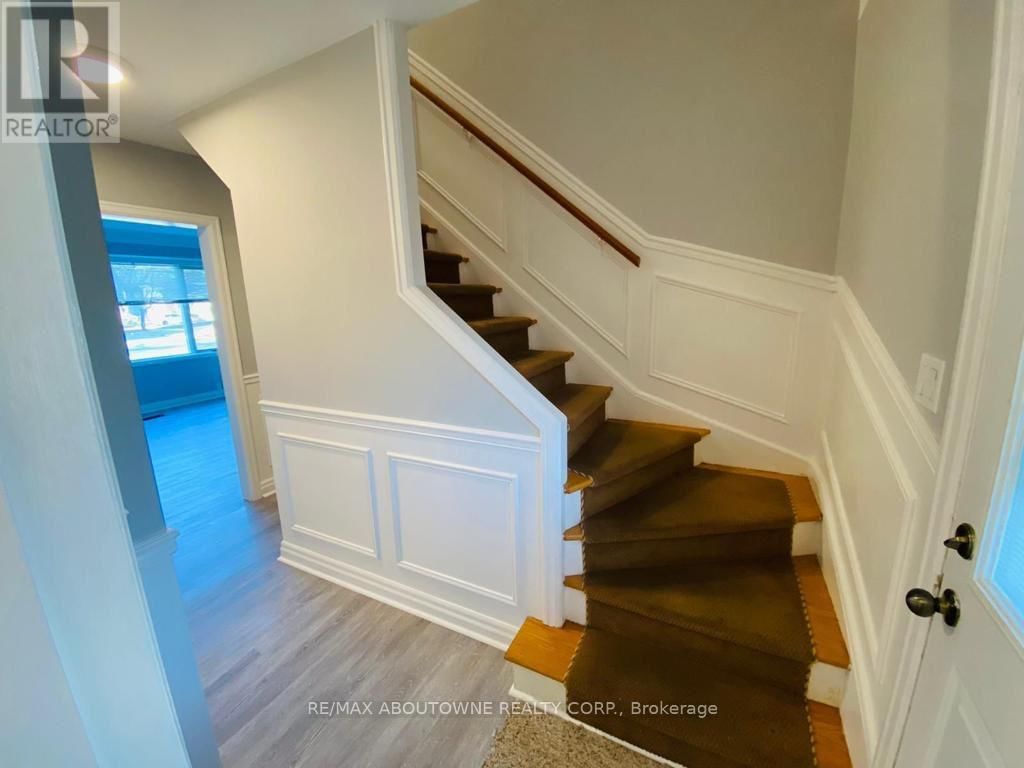 2362 REBECCA STREET Image 9