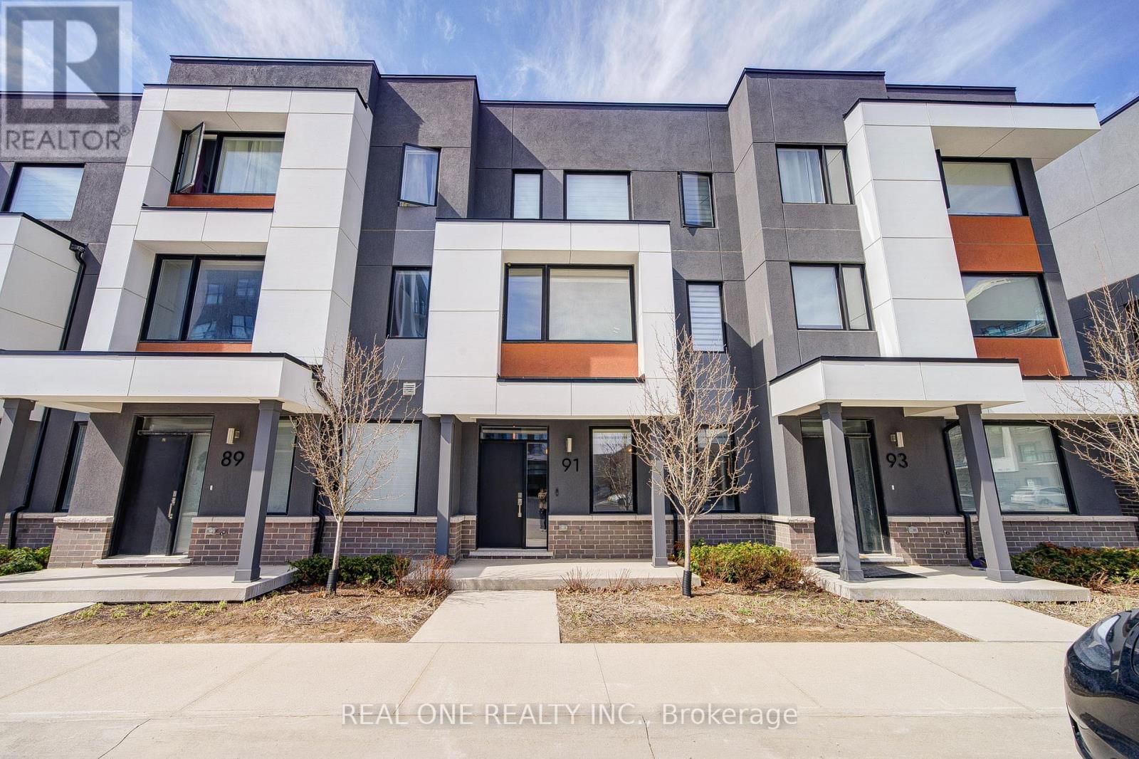 91 GROVEWOOD COMMON Image 1
