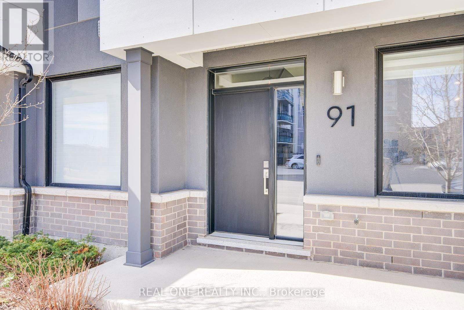 91 GROVEWOOD COMMON Image 3