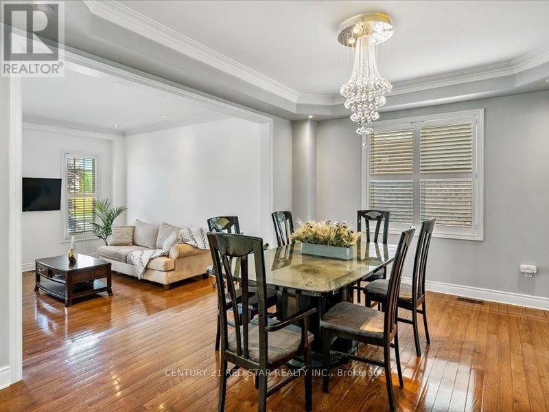 31 EIFFEL BOULEVARD Image 11