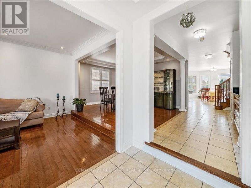 31 EIFFEL BOULEVARD Image 5
