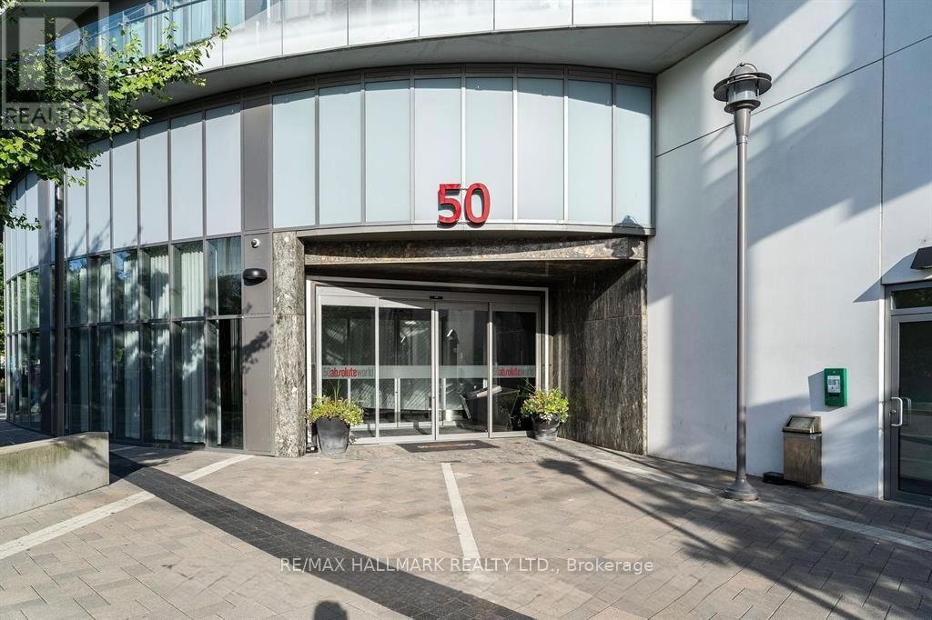 1107 - 50 ABSOLUTE AVENUE Image 17
