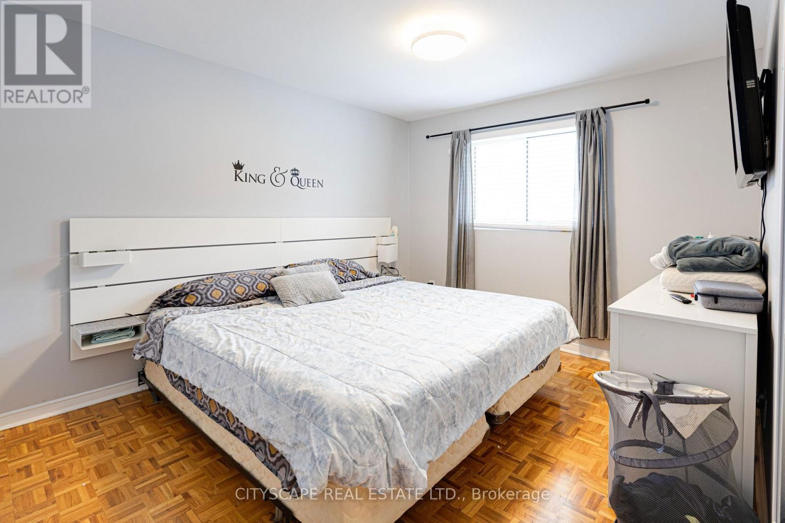 48 MANDARIN CRESCENT Image 19