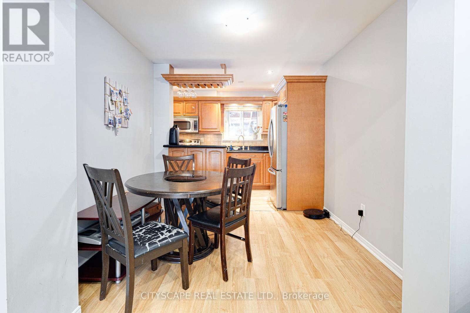 48 MANDARIN CRESCENT Image 3